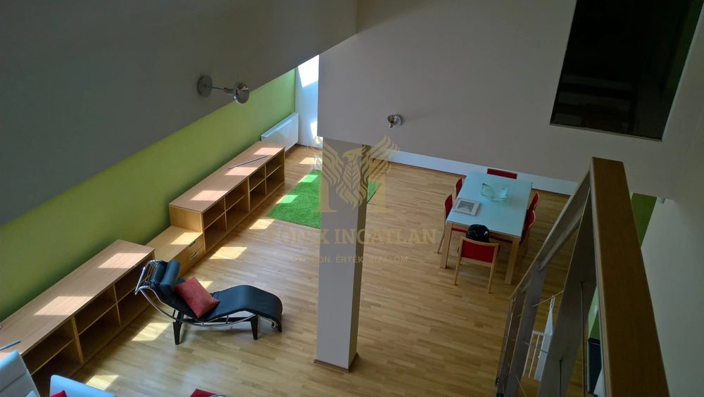 Exkluzív, belső kétszintes luxusingatlan kiadó az Andrássy úton