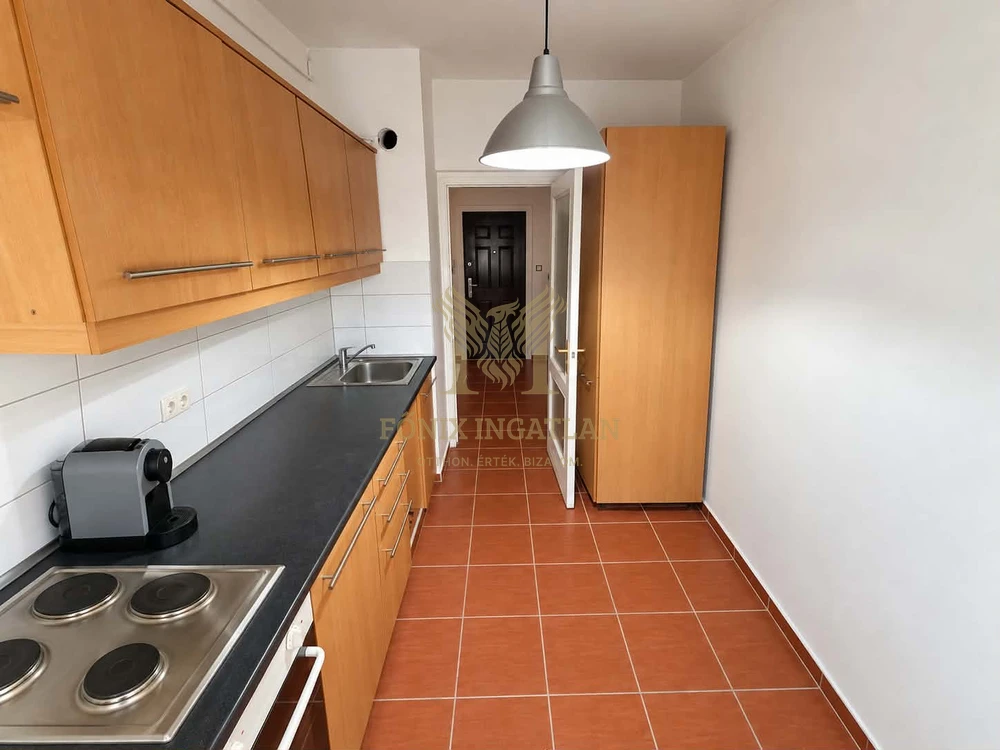 KIADÓ FELÚJÍTOTT, 64 M²-ES, NAPPALI + 2 SZOBÁS LAKÁS ÓBUDÁN!