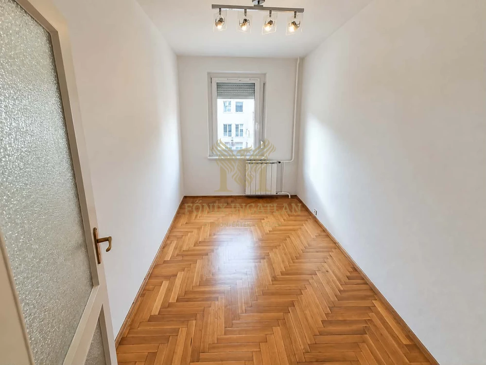 KIADÓ FELÚJÍTOTT, 64 M²-ES, NAPPALI + 2 SZOBÁS LAKÁS ÓBUDÁN!
