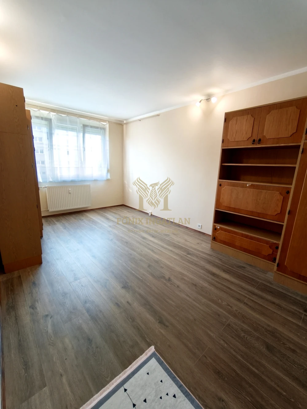 Teljes körűen felújított, prémium lakás az Etele pláza mellett!