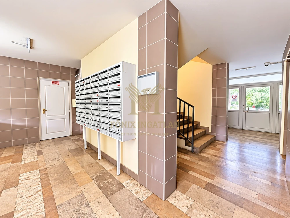 PANORÁMÁS, 3 SZOBÁS LAKÁS ÓBUDA KÖZPONTJÁBAN!