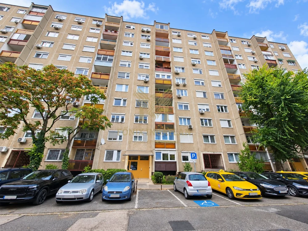 Otthon, ahol mindenkinek jut hely! – 54 m²-es, kiváló elosztású lakás Újpest-központ közelében