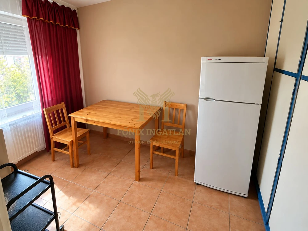 Otthon, ahol mindenkinek jut hely! – 54 m²-es, kiváló elosztású lakás Újpest-központ közelében