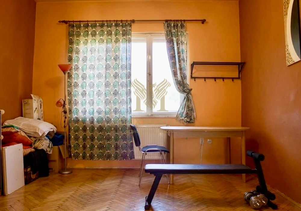 Formáld saját ízlésedre! 117 m²-es, napfényes polgári lakás Angyalföld legdinamikusabb részén