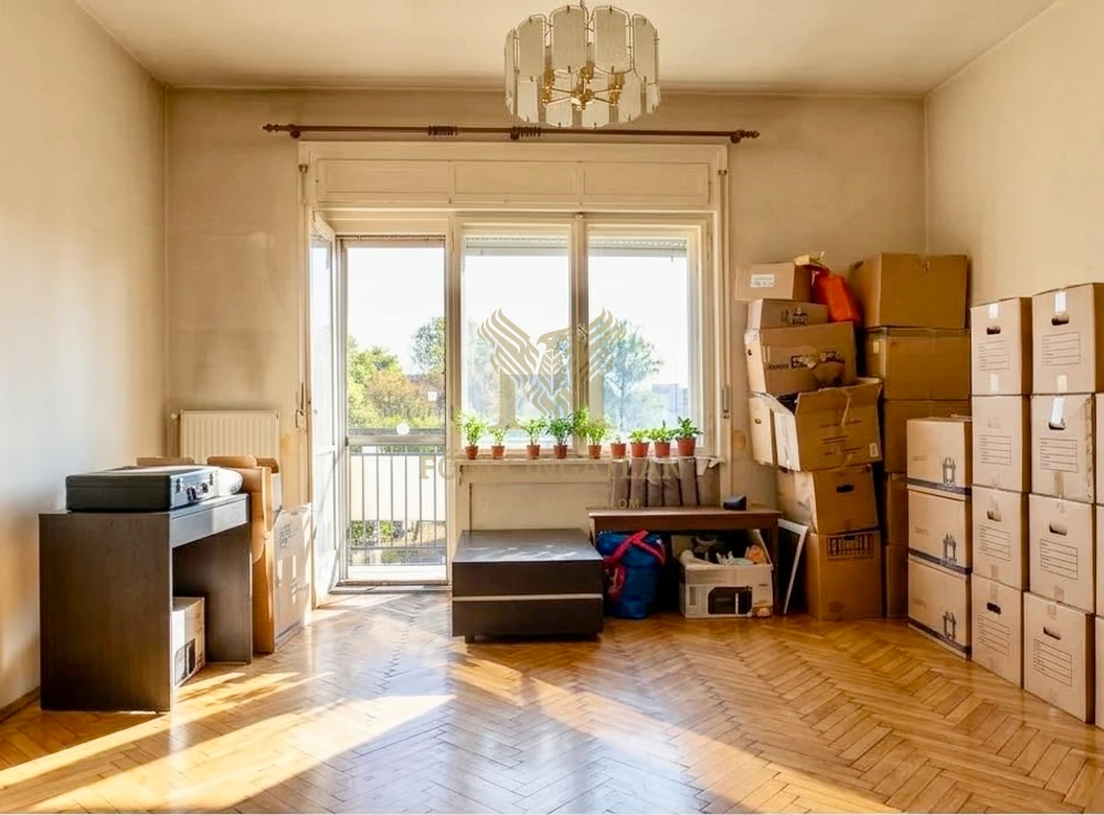 Formáld saját ízlésedre! 117 m²-es, napfényes polgári lakás Angyalföld legdinamikusabb részén